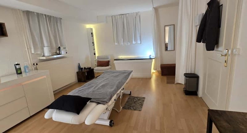 Cabinet Dutoit À Moi, Massage Lausanne - Guillaume Dutoit - Day Spa in Lausanne