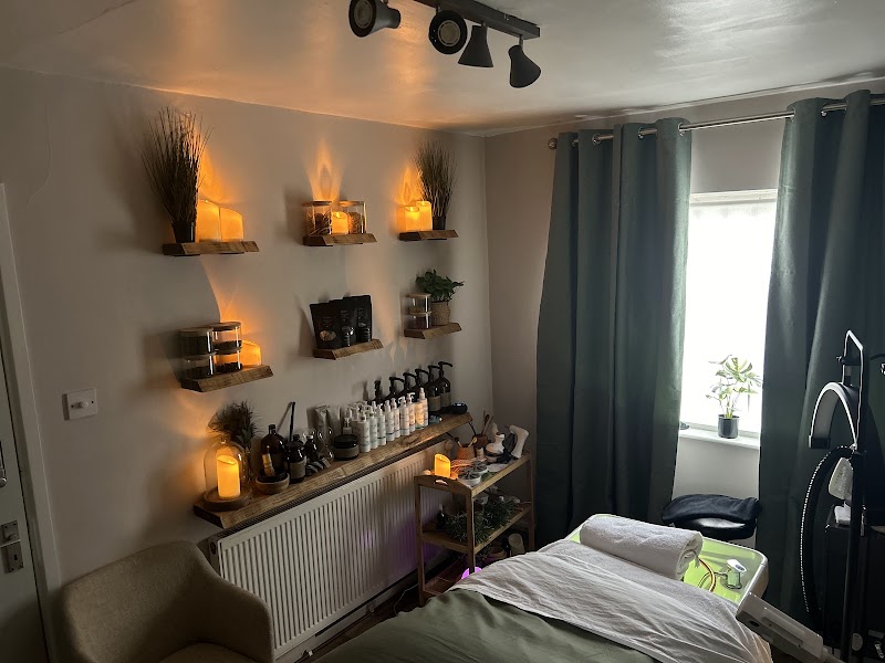 Calm Roots Head Spa Redditch - Day Spa in Redditch