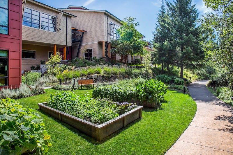 Cedarbrook Lodge Seattle - Resort Spa in Seattle