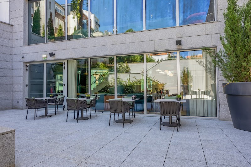 Cénica Porto Hotel, Curio Collection by Hilton - Hotel Spa in Porto