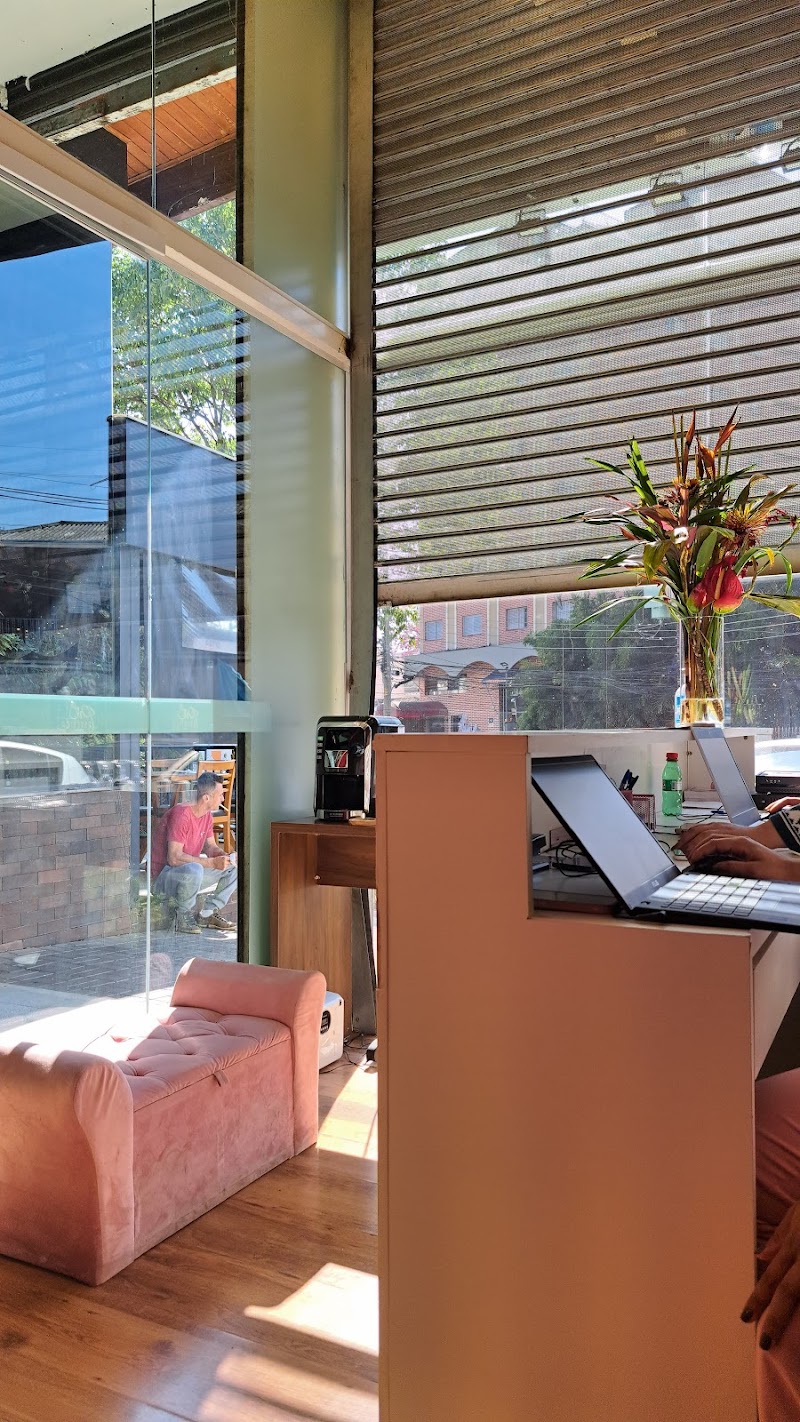 Centro de Referência em Estética Leopoldina - Day Spa in Leopoldina