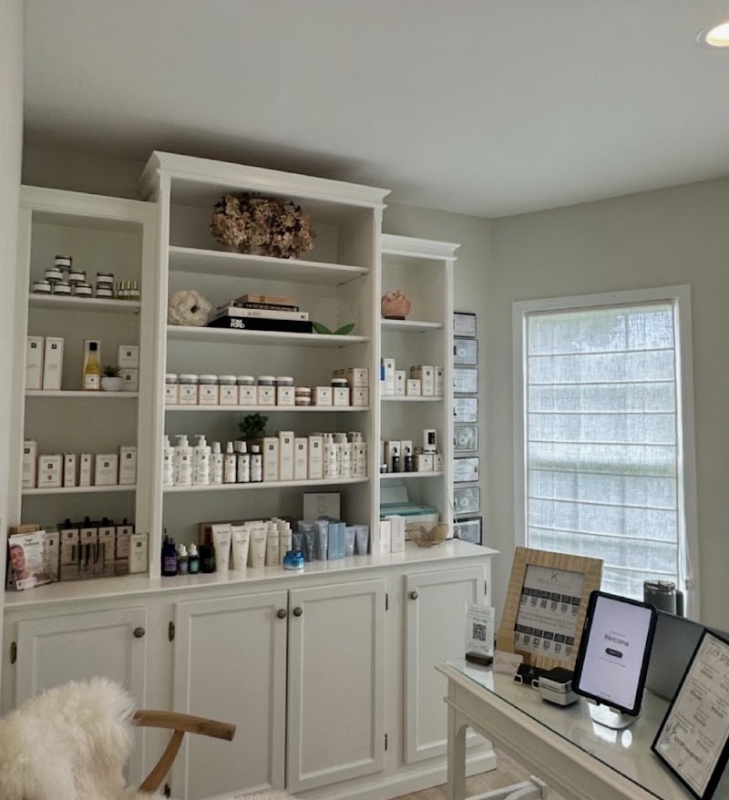 Charismatic Day Spa Bayport - Day Spa in Bayport