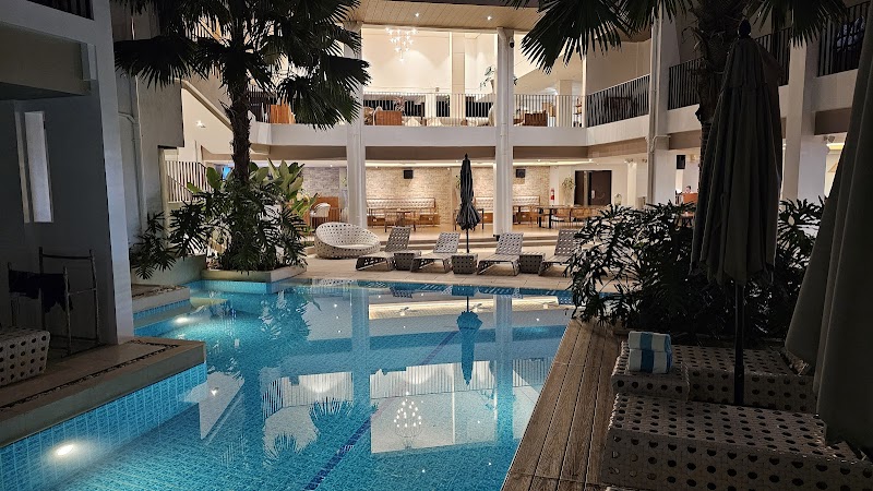 Charlie's El Nido Palawan - Hotel Spa in Palawan