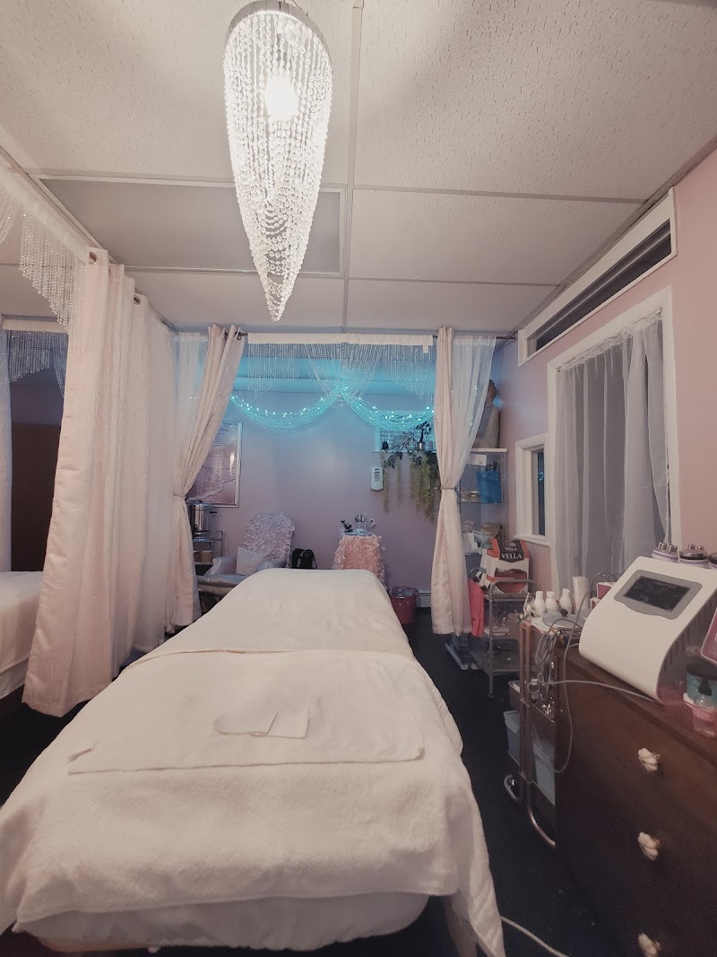 Che'Tees Esthetics and Medspa Wilmington - Day Spa in Wilmington