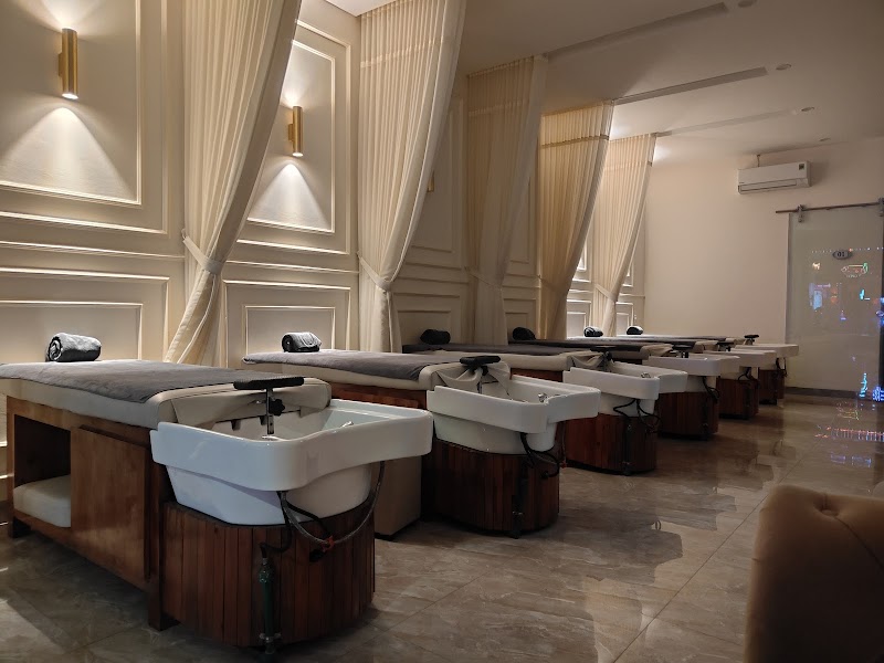 Chillax Spa Hue - Day Spa in Hue