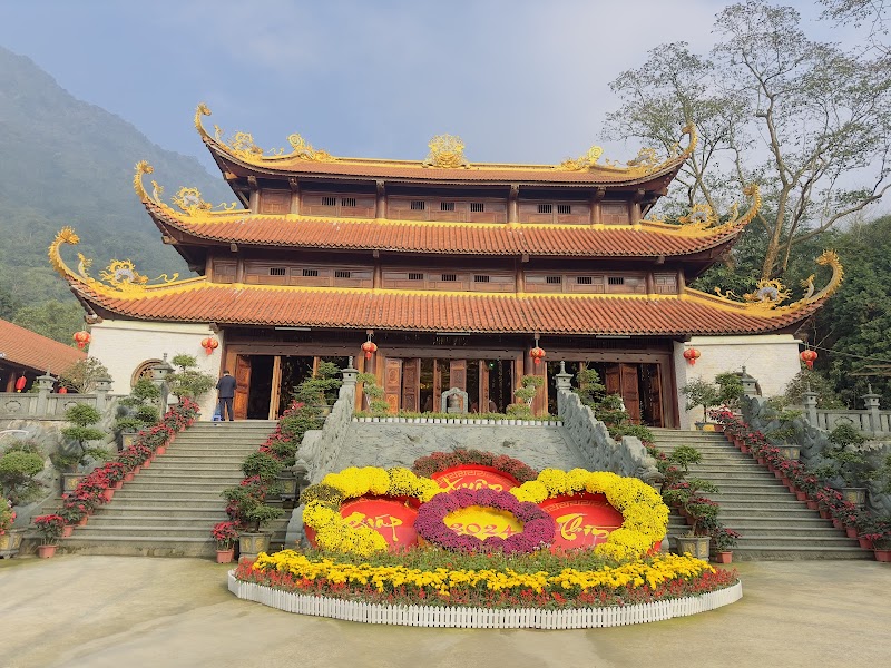 Chùa Tản Viên, Sơn Tây, Hà Nội Huyện Ba Vì - Day Spa in Huyện Ba Vì