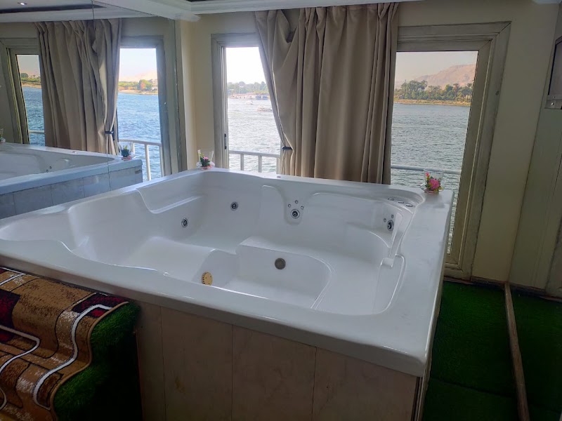 Cleopatra massage Luxor