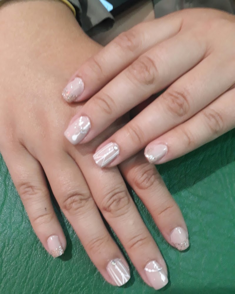 Clinica de cejas Bello - Medical Spa in Bello