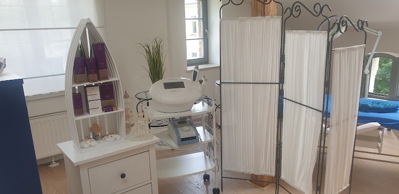 Colibra ibeauty Aleksandra Ćwiertnia Tomaszów Mazowiecki - Day Spa in Tomaszów Mazowiecki