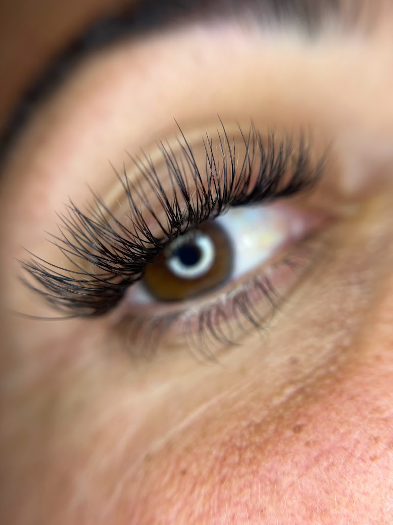 Comptoir du Regard Spécialiste Extension cils, Spray Tanning, Head Spa Japonais Saint-Tropez - Medical Spa in Saint-Tropez