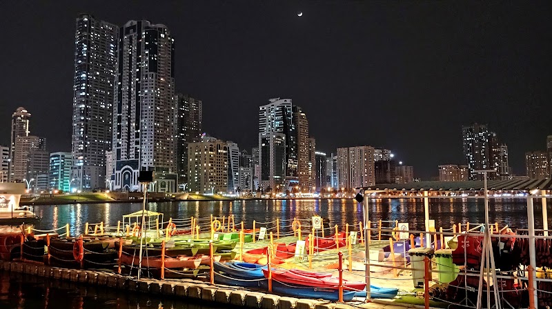 Corniche Hotel Sharjah - Hotel Spa in Sharjah