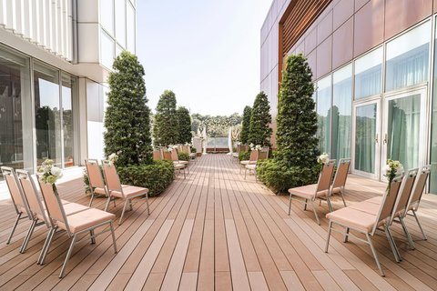 Courtyard by Marriott Taipei - Hotel Spa in Taipei