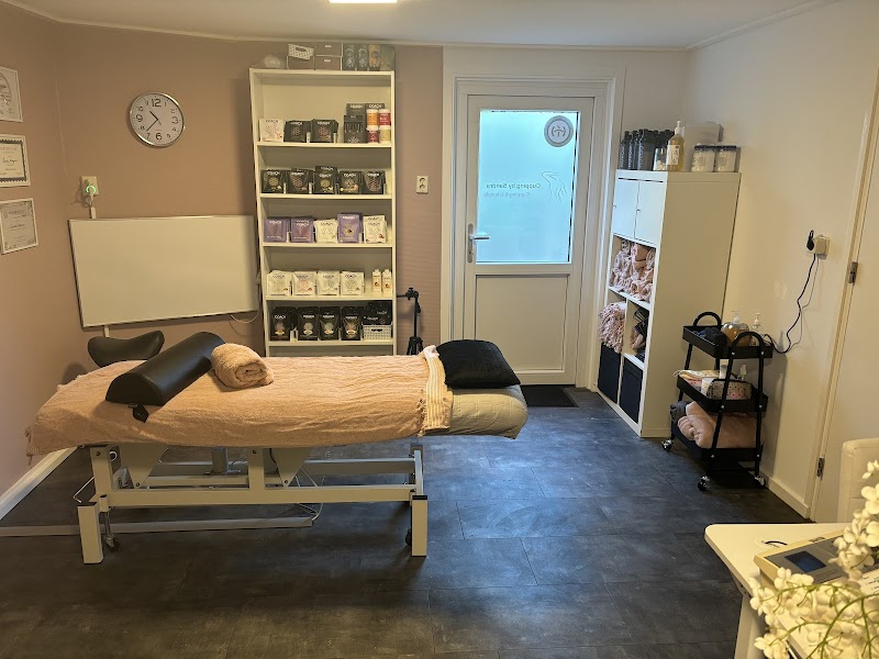 Cupping by Sandra Hoogezand - Day Spa in Hoogezand