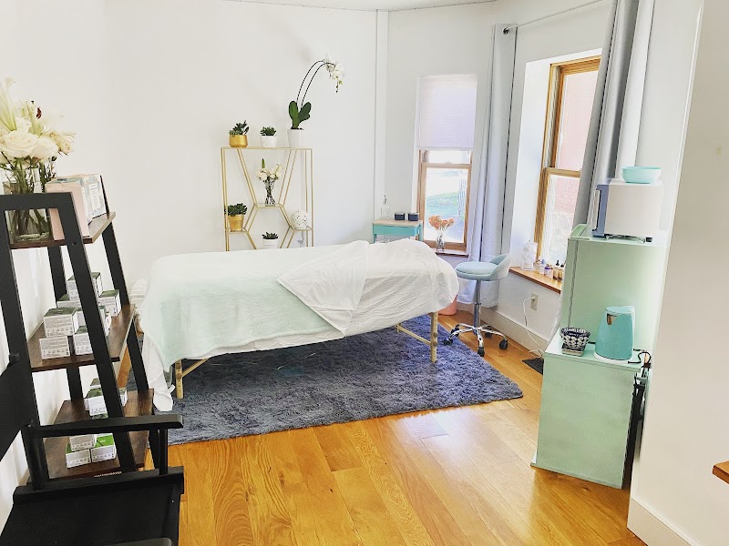 Custom Spa and Makeup Studio Winooski - Day Spa in Winooski