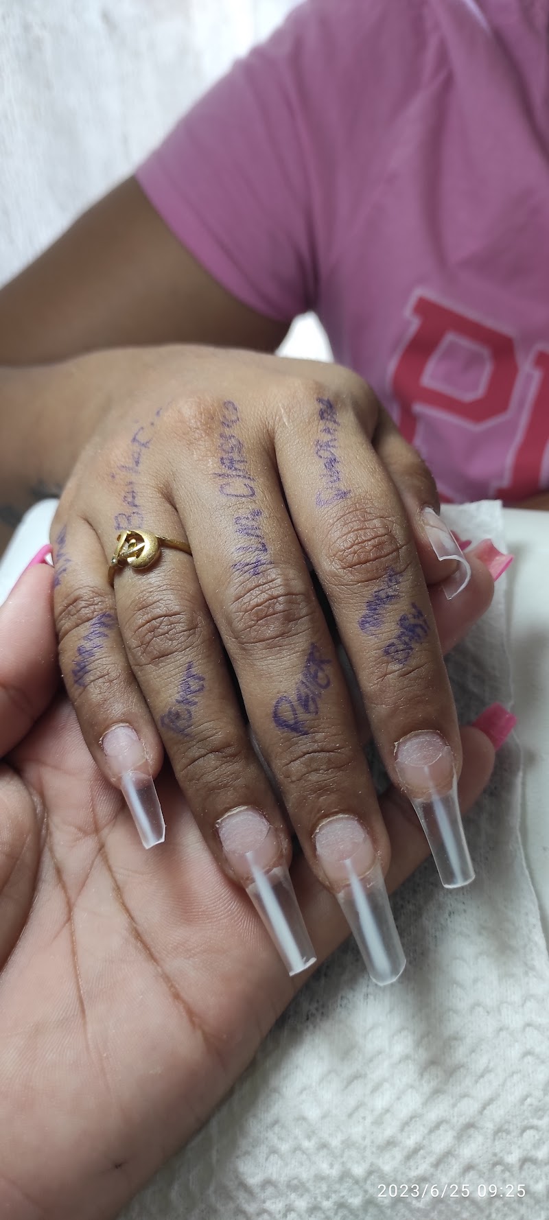 Cuticles Nails Salon Manaus - Day Spa in Manaus