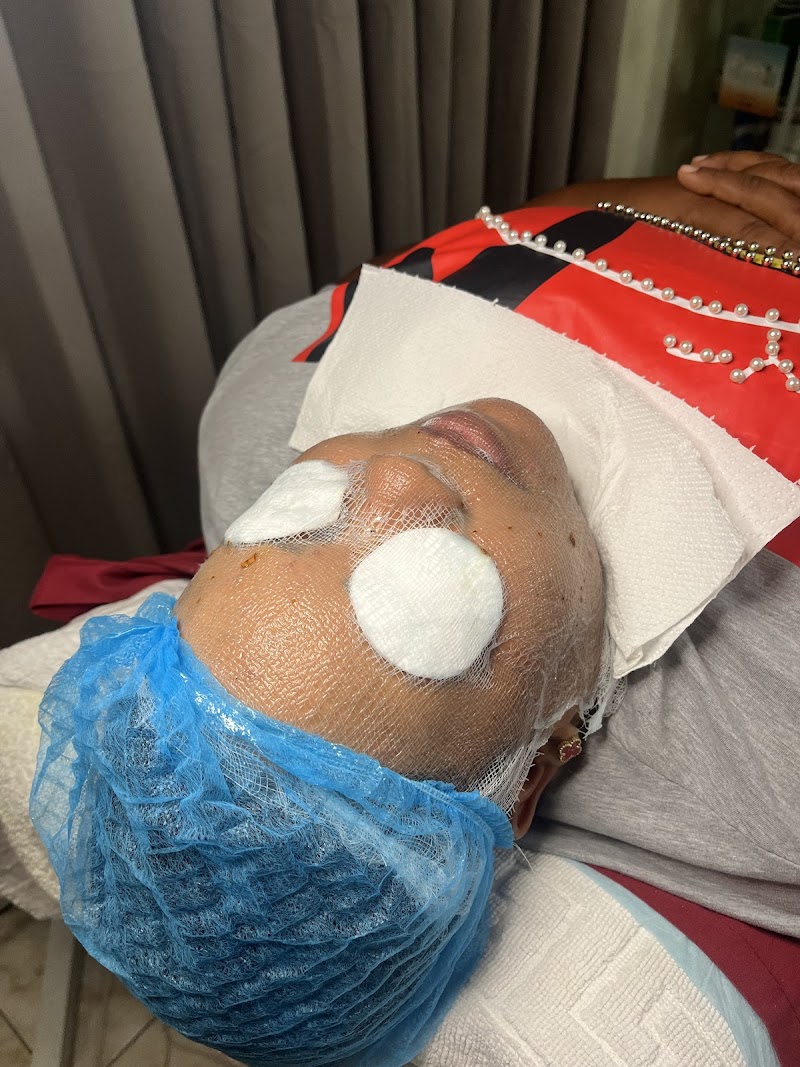 D'RAYENIS ESTETICA & SPA San Francisco de Macorís - Day Spa in San Francisco de Macorís