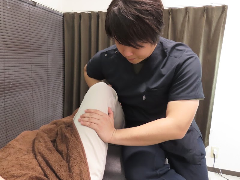 Daikanyama Axis Chiropractic Clinic Shibuya Ward - Day Spa in Shibuya Ward