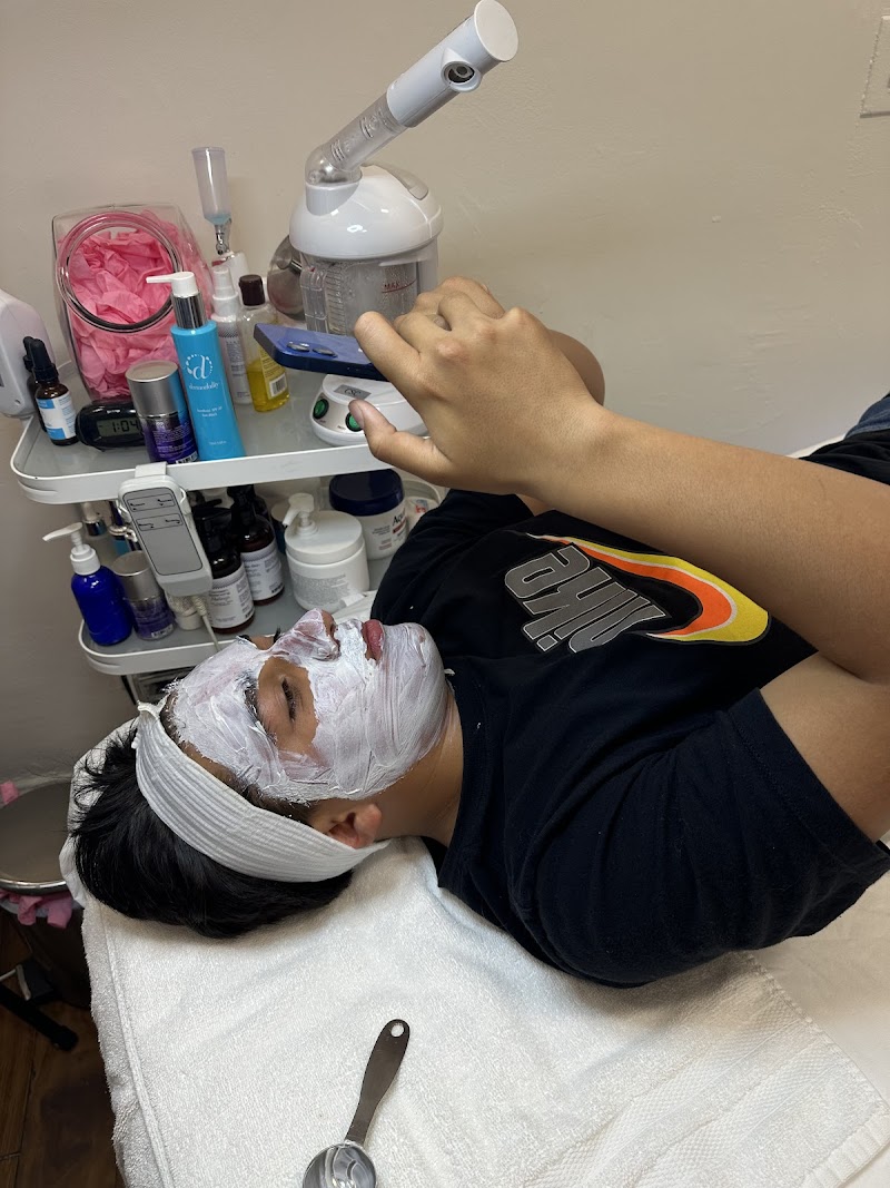 Daily Skin bar, Inc DBA Daily Skin Bar Granada Hills - Day Spa in Granada Hills