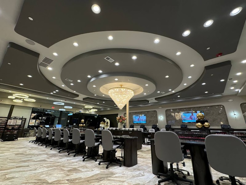 Danada Nails & Spa Wheaton - Day Spa in Wheaton