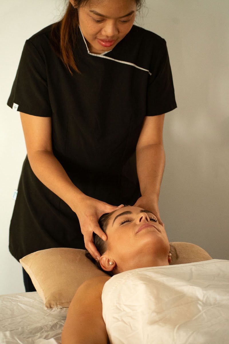 Deb T Massage Therapist Torquay - Day Spa in Torquay