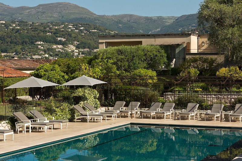 Domaine du Mas de Pierre Hôtel Resort & Spa, Relais & Châteaux Provence - Medical Spa in Provence