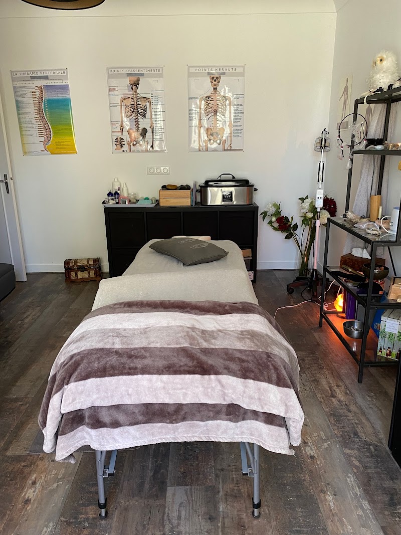 Dominique Lerambert Massages Bien-Etre Reflexologie Plantaire Lembras - Wellness Retreat in Lembras