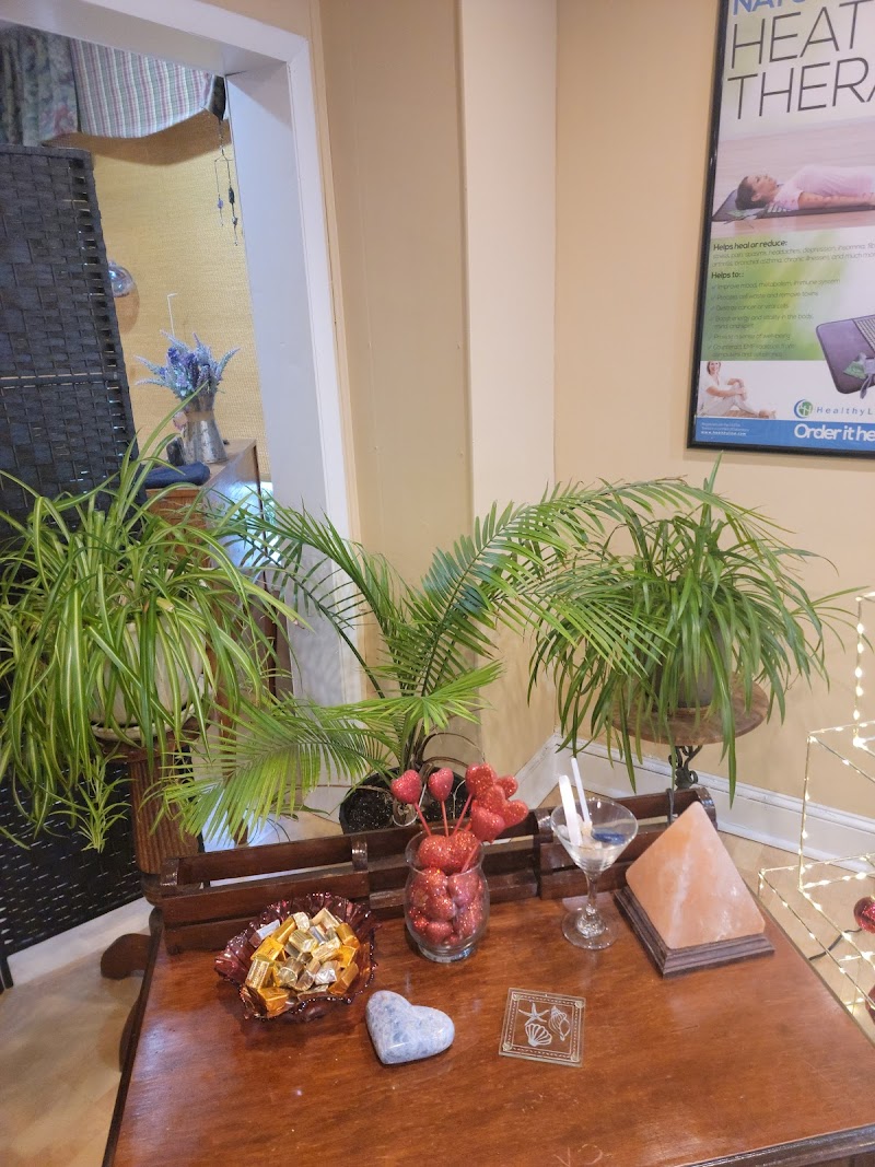 Donnas Salon and Advanced Reiki Therapy Pen Argyl - Day Spa in Pen Argyl