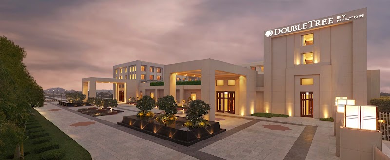 DoubleTree by Hilton Hotel Agra - Hotel Spa in Agra