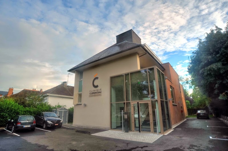 Dr Anne-Caroline Joire  Médecin Esthétique Clinique Clemenceau Marcq-en-Baroeul - Day Spa in Marcq-en-Baroeul