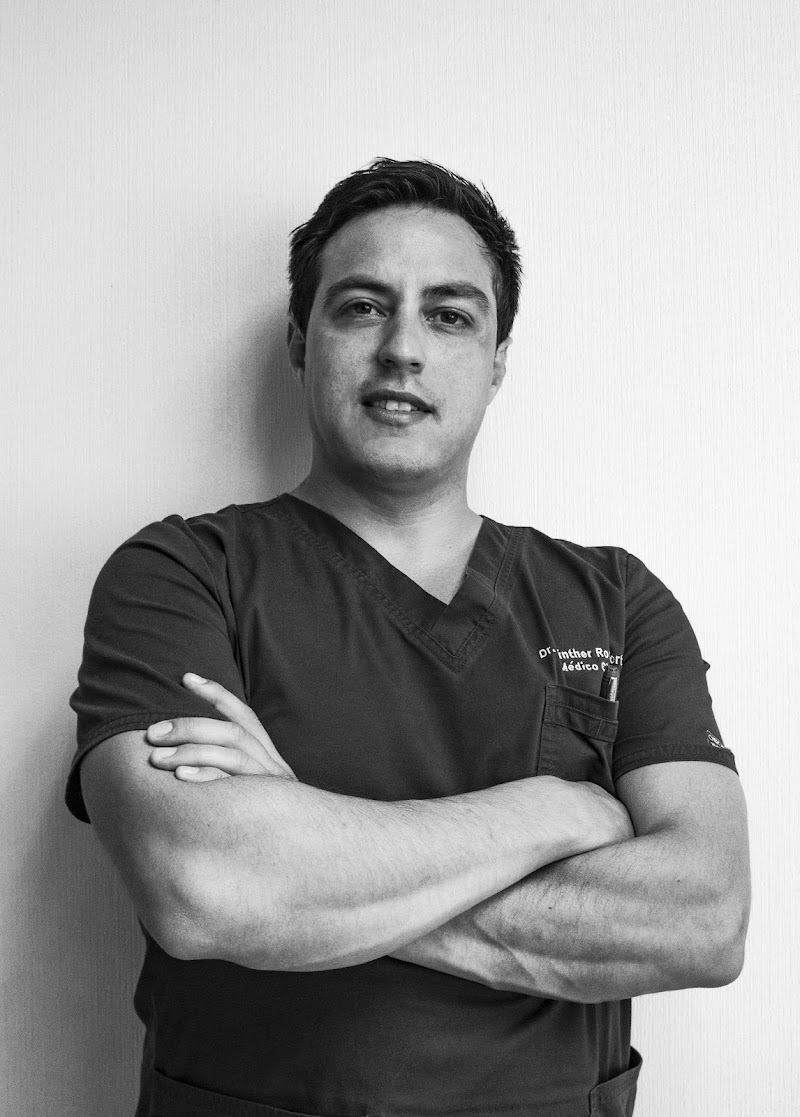 Dr. Gunther Rochefort - Medicina Estética Las Condes