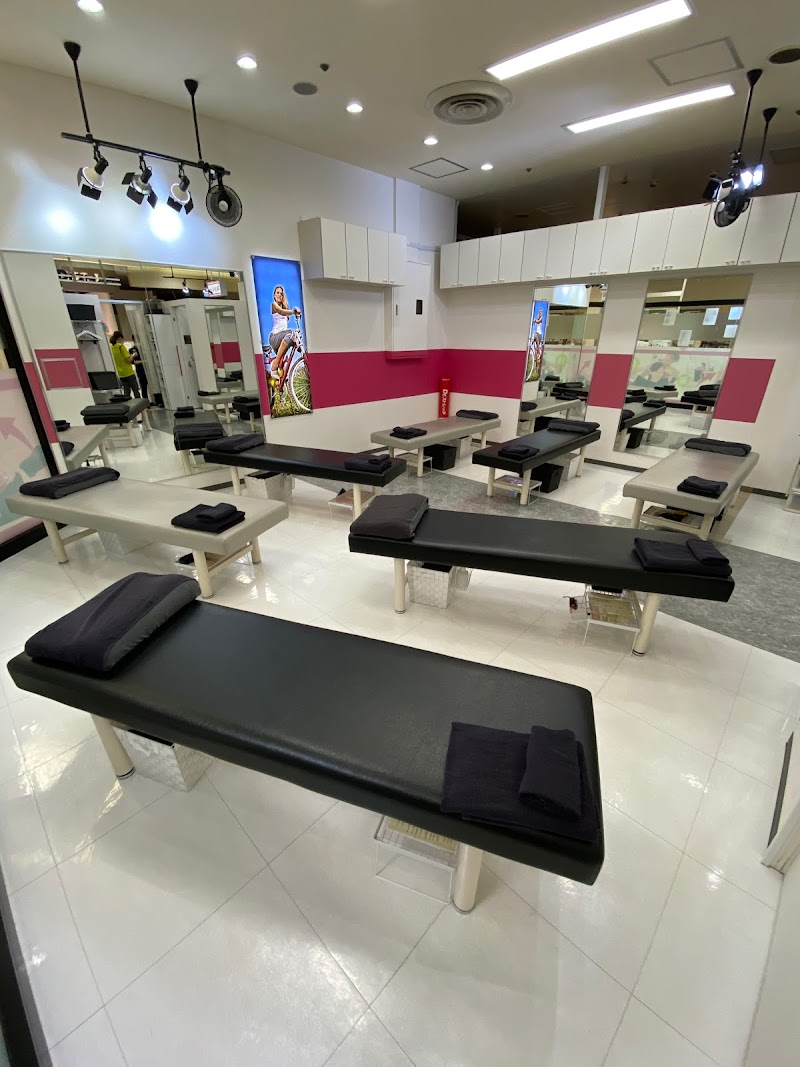 Dr. Stretch Omiya Sogo Store Saitama City Omiya Ward - Day Spa in Saitama City Omiya Ward