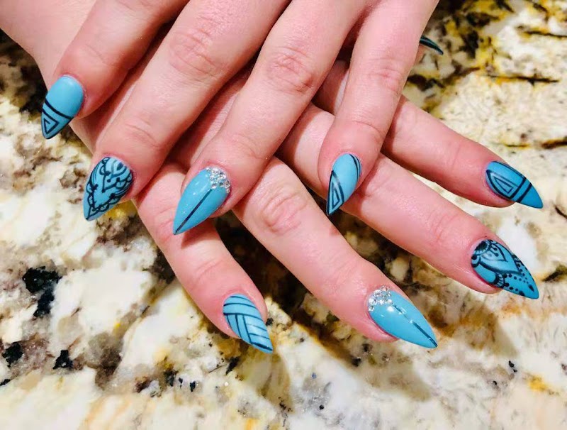 Dream Nails Beloit - Day Spa in Beloit