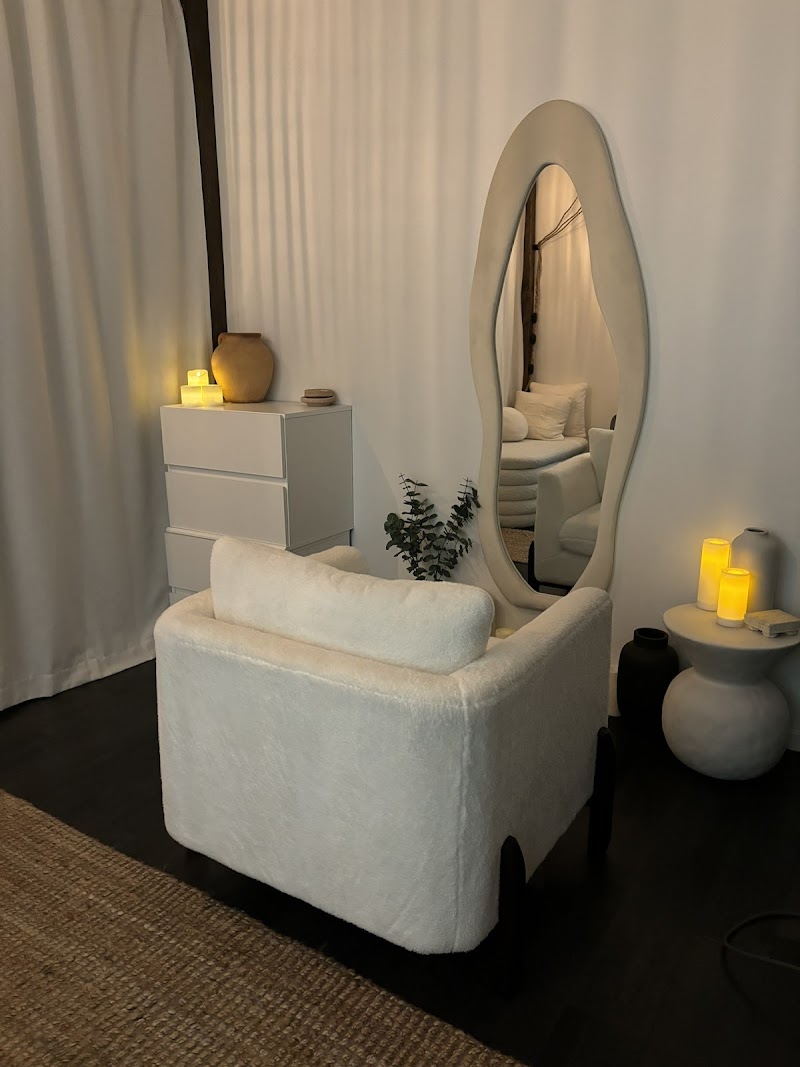 Ease Spa Hermosa Beach - Day Spa in Hermosa Beach