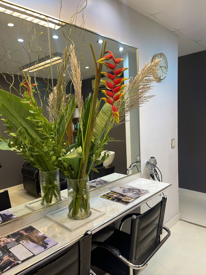 Elite Estudio Boulogne Sur Mer - Day Spa in Boulogne Sur Mer