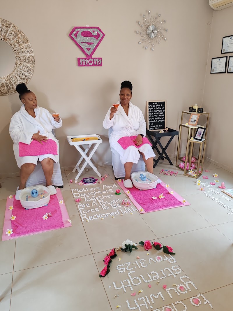 Embrac'n Touch Wellness and Spa Akasia - Wellness Retreat in Akasia