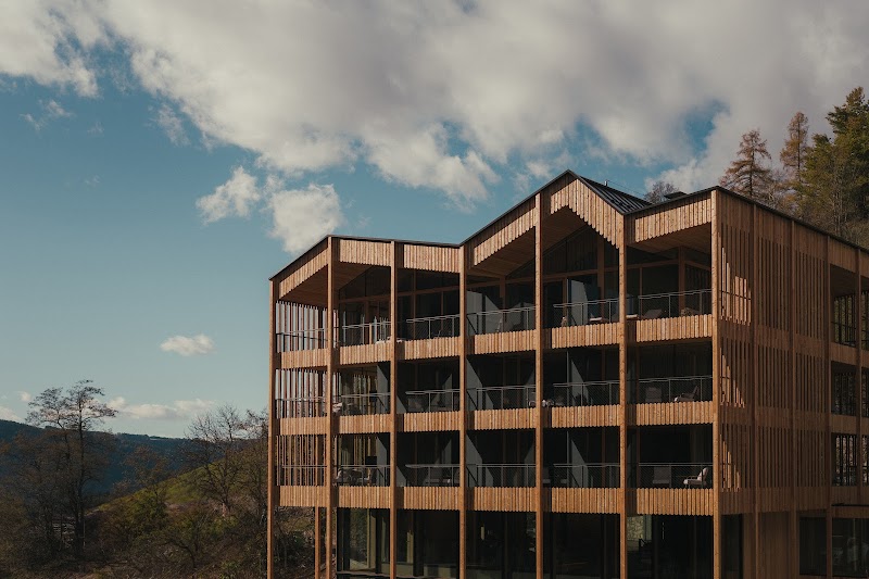 Engel Ayurpura β Wellness Retreat in Dolomites, Italy