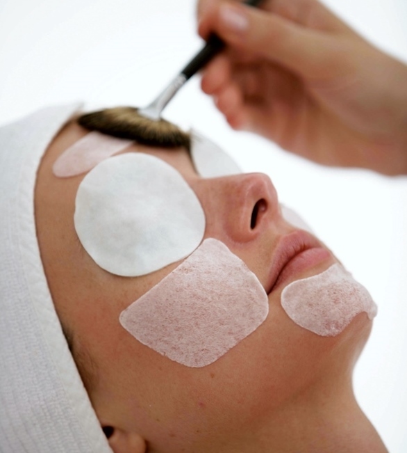 Enoka Esthetique Brookfield - Day Spa in Brookfield