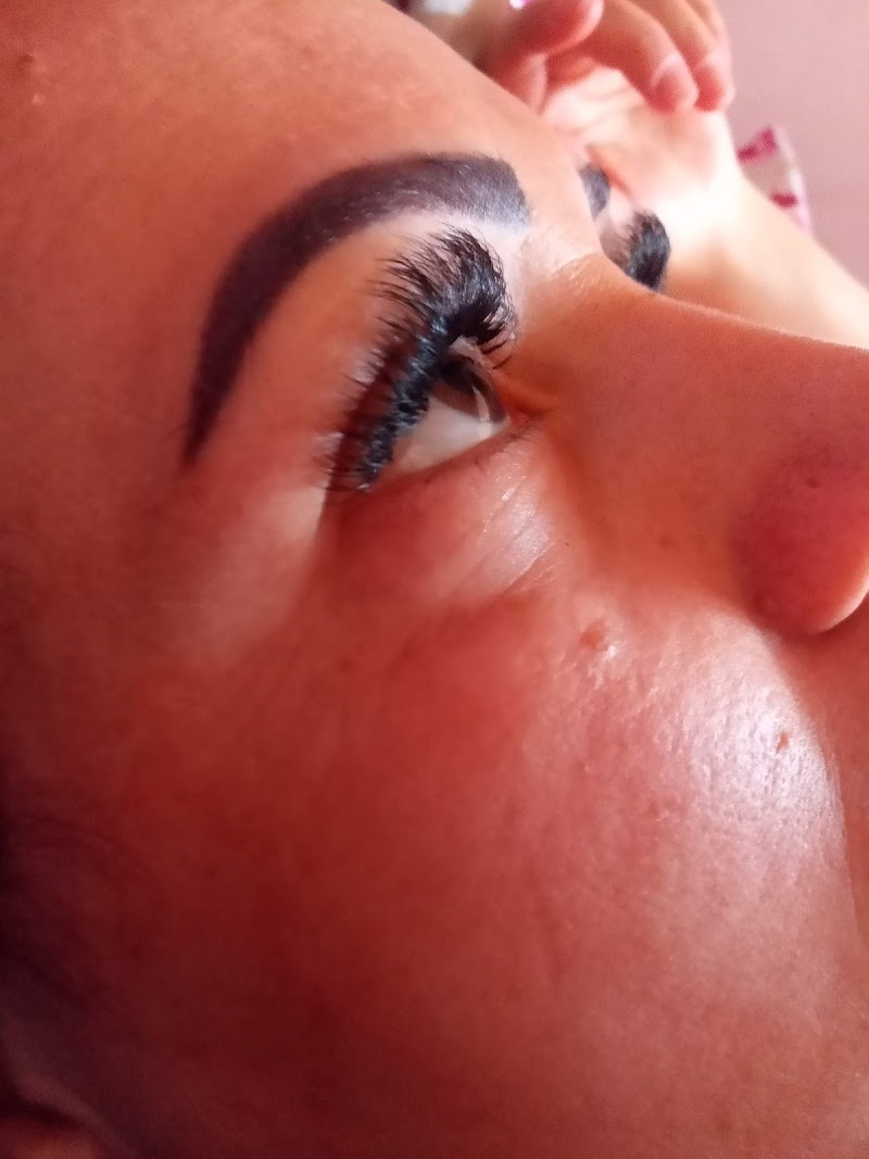 Espaço Studio Dellas Paracatu - Day Spa in Paracatu