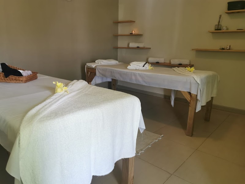 Essensity Beauty and Wellness Spa Curepipe Town - Wellness Retreat in Curepipe Town