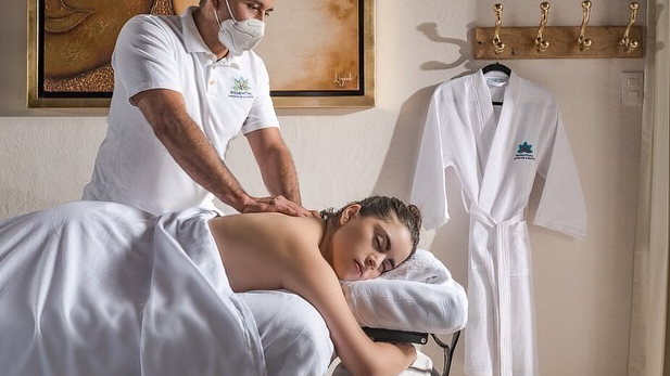 Essential Massage and Watsu San Miguel de Allende - Day Spa in San Miguel de Allende