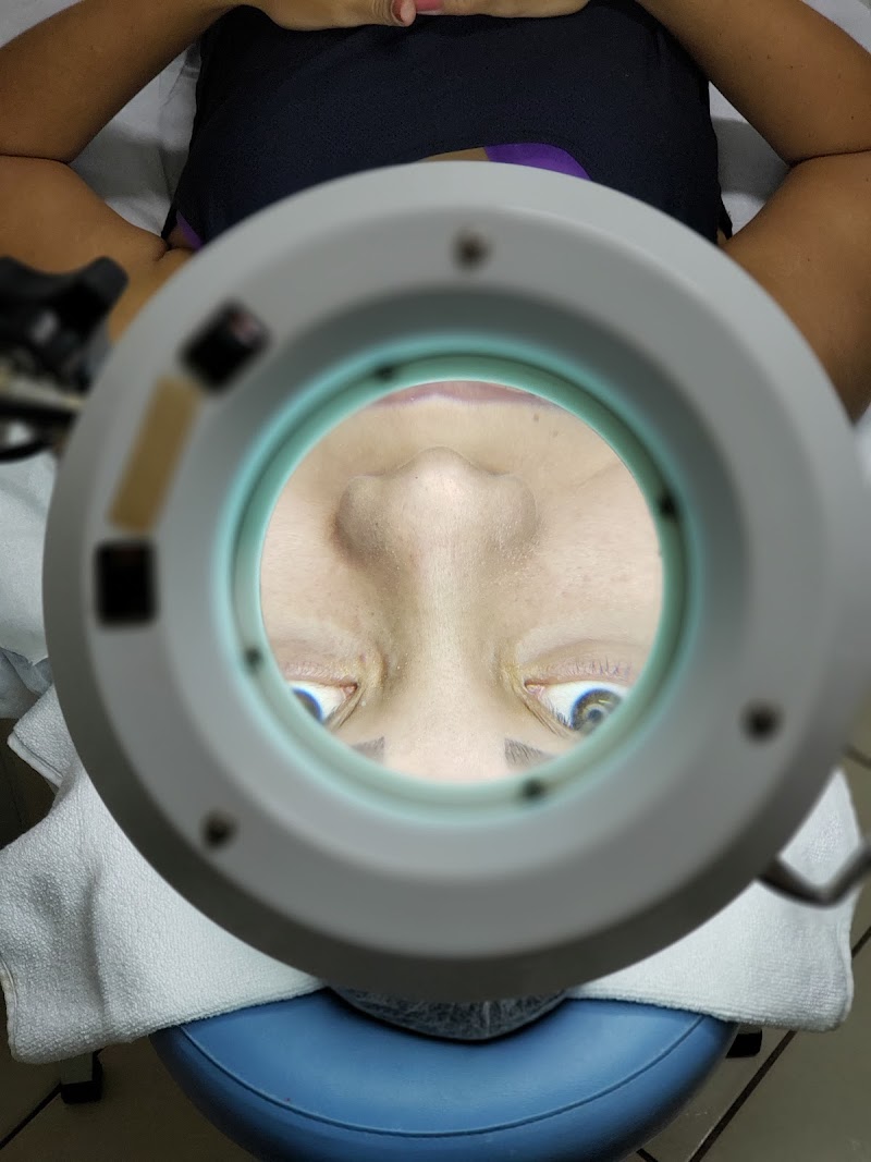 Estefânia Lameo Estética Pitangueiras - Day Spa in Pitangueiras