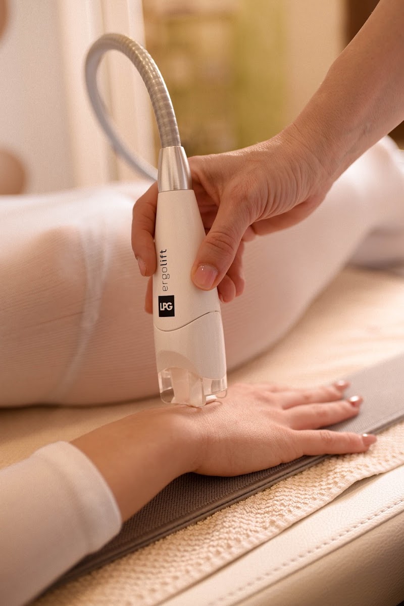 Estetic House Frajle Maršala Tita bb - Day Spa in Maršala Tita bb