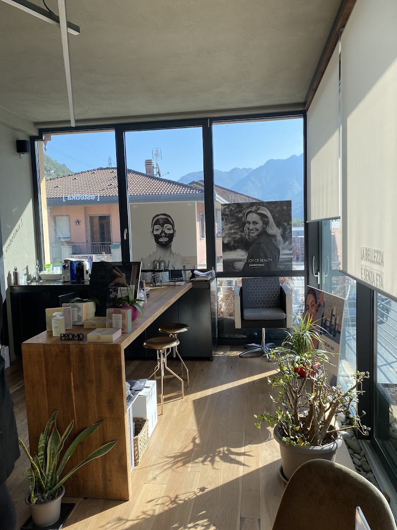 Estetika Di Camero Katiuscia Traona - Day Spa in Traona