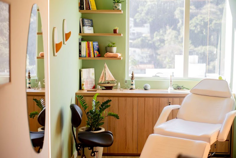 ESTI Espaço Saúde - Quiropraxia & Massagens - Florianópolis