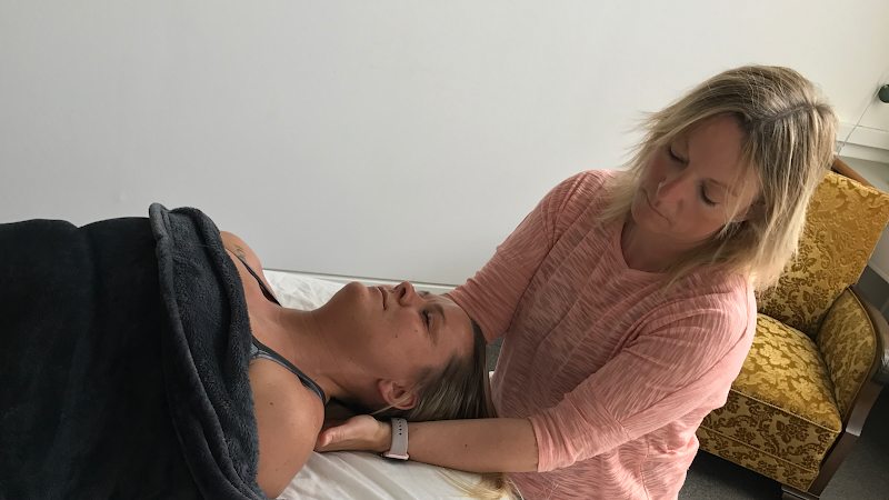 Excellent Body & Mind - Body-sds Kropsterapi Rungsted Kyst photo