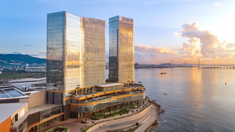 Fili Hotel NUSTAR Cebu - Hotel Spa in Cebu