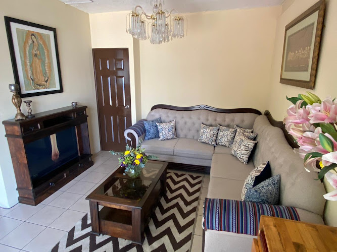 Flowers Centro de Masajes Mixco