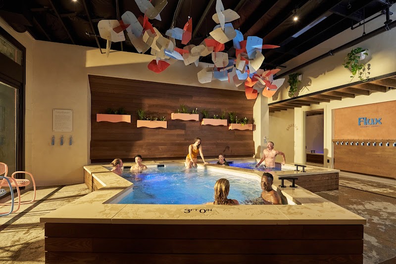 Flux Lounge Bend - Wellness Retreat in Bend