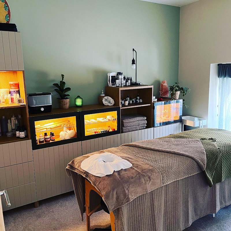 Forest Song Spiritual & Wellness Centre Glastonbury - Wellness Retreat in Glastonbury