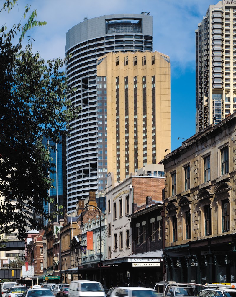 Four Seasons Hotel Sydney - Resort Spa in Sydney